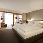 Walliserstube Hotel