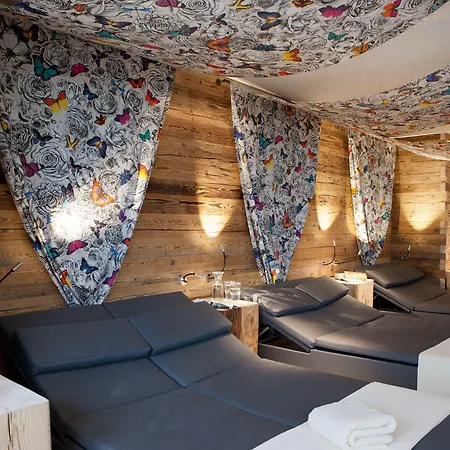 Hotel Walliserstube 3*