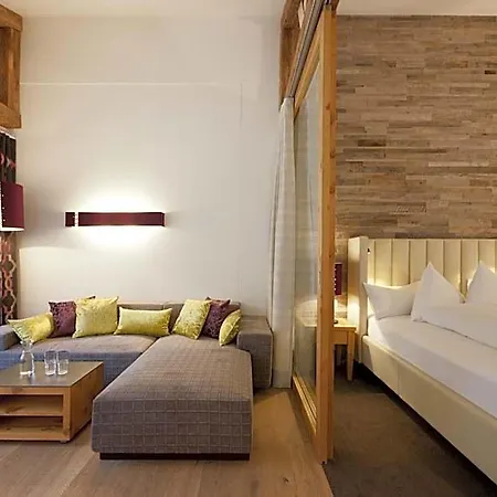Walliserstube Otel Damuels